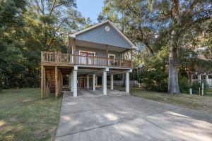 Beautiful 3 bedroom home close to FSU/FAMU/Airport-SLEEPS 12, Tallahassee