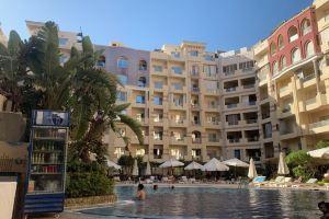 Triple room compund pool view chaletFloranza 2 mints away from z sea, Hurghada