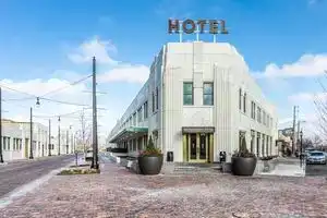 Bottleworks Hotel, Indianapolis