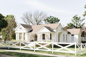 Historical Morrow House Season 5 Fixer Upper, Featured In Cottage Style Magazine, Waco