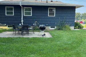 Mayo Discount! Main floor 3 Bed 1 bath, 6 blocks from Mayo Clinic Hotel, Rochester