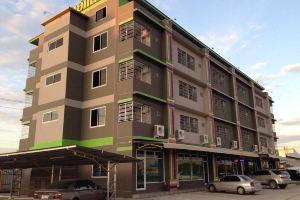 Sirarom Land Hotel, Min Buri