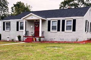 Cozy Stay Near it All: USC, Ft. Jackson & Venues Apartments, Columbia