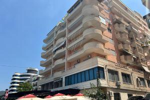 Teo's Deluxe Studios, Vlore