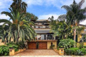 Contemporary condo with outdoor living area - 2 blocks to beach access Apartments, San Clemente