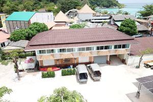 Walking Street Hostel by New Wave - Adults Only, Ko Lipe