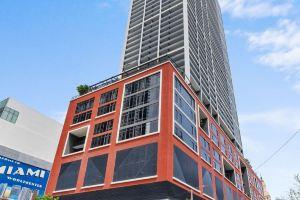 Luxury 40th floor Modern Condo 2BD Downtown Apartments, Miami
