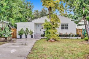 Luxe 3/2 Private Home w. BBQ, Gazebo, 10 Mins to Beach Apartments, Hollywood