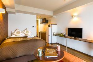 Mr.KINJO in Hotel, Uruma