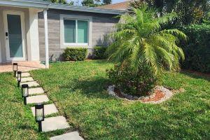 Boca Jewels with Heated Jacuzzi Hotel, Boca Raton