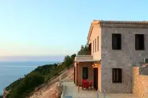 Milos Studios, Agios Nikitas