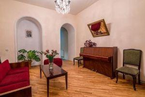 Apartment N4 Season, Tbilisi
