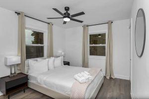 Cozy Brick Ranch with Smart TV and Fast Wifi - Stylish Retreat Hotel, Columbia