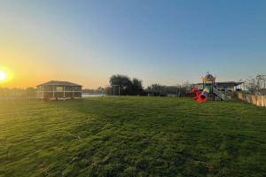 Tophill 25 acre Farmstay, Ras Al Khaimah