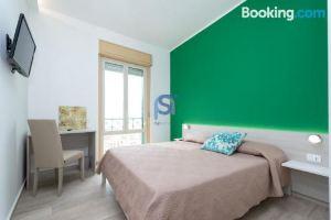 B&B Panorama - Self Check IN Mini-hotel, Cefalu