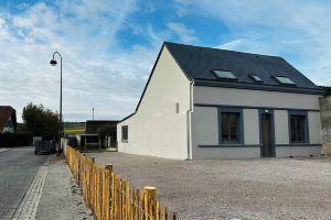 Maison de Vacances à Deux pas du Cap Blanc Nez et à 50 m de la Plage Hotel, Calais