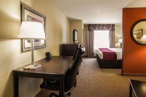 Comfort Suites I-55 and I-74, Bloomington