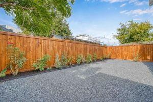 Chic and Cozy Large Montrose Garage Apt with a Nice Patio View and Walkable Area Apartments, Houston