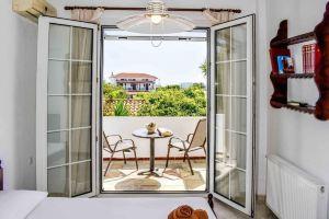 Skiathos Holiday Resort, Skiathos Town