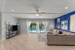 Luxury Ranch 2 Master Kg Bed w/ heated Salted Pool Hotel, Orlando