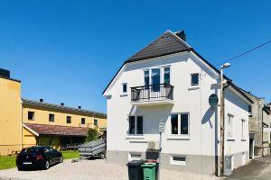 Hus i sentrum. Gratis parkering og gangavstand til shopping, spisesteder ++ Hotel, Porsgrunn