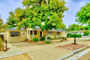 Charming Wine Retreat with Hot Tub and Family Space - Inviting Oasis Hotel, Paso Robles