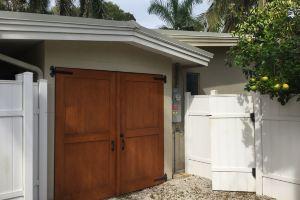 Charming stand alone Guest House in, 2 blks to beach, 336 1/2 2nd Ave N, Naples