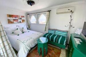 Dar Tinjâa Hotel, Tangier