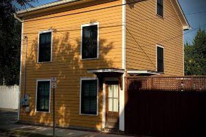 Cozy Upscale carriage house, walk to all!, Savannah