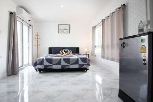 Room in Guest Room - Baan Khunphiphit Homestay No3370, Ayutthaya City