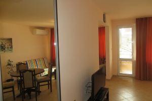 Charming 1-bedroom apartment in tranquil, Pomorie