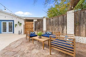Pool House Paradise - 1BD / 1 Bath - Near TTU, Lubbock