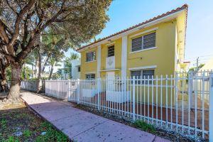 545 Michigan Avenue Apartments, Miami Beach