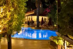 Dores Residence Apart-hotel, Icmeler