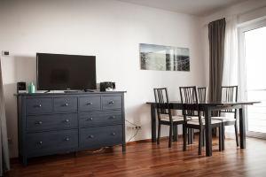 PS2: Bright, renovated old apartment in a district in the south of, Trier