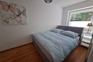 Modern city apartment with balcony and private parking space in a quiet location, Kiel