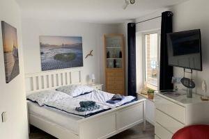 Apartment directly in the city marina/yacht harbor with a fantastic view, Cuxhaven