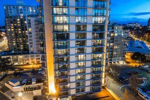 DoubleTree by Hilton Hotel & Suites, Victoria