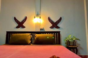 Phi Phi Tara Inn, Phi Phi Island