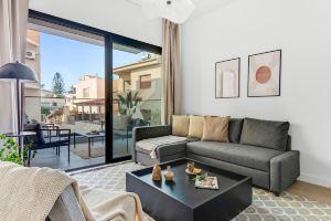 Sanders Crystal 1 - Cute 1-Bdr Apt w Shared Pool Apartments, Limassol