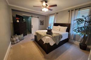 Cozy Home w 3 Full Baths 29205 Home Close to USC/FT Jackson Apartments