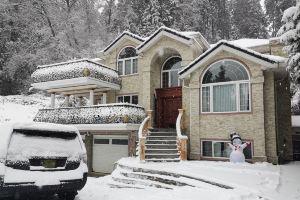 Deep Cove 3 Bedroom for rent, Burnaby
