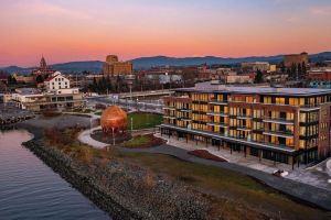 1025 Luxe • 2BR • Waterfront District • Close to Downtown & WWU Apartments, Bellingham