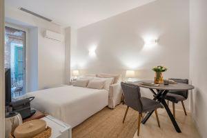 Private Luxury Suite in Center Hotel, Bari