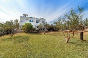 Authentic Villa Azalée, Djerba Tunisia, Taguermess