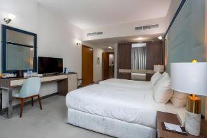 Al Azmi Hotel, Sharjah City