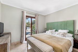 All About Puente Romano Penthouse Suite, Marbella