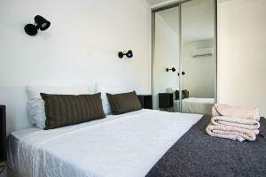 Phaedrus Living: Seaside Modern Flat Lighthouse 63, Paphos