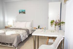 Travelers Nest by Checkin Hotel, Heraklio Town
