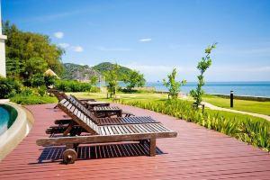 Amazing 5 Bedroom Condo on the Beach SP, Pak Nam Pran
